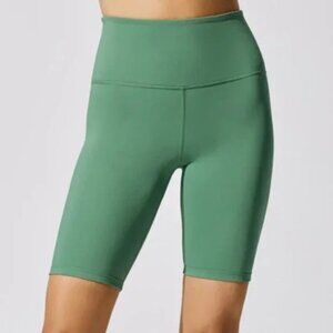 Carbon38 High Rise Cloud Compression Biker Shorts in Jade Green S